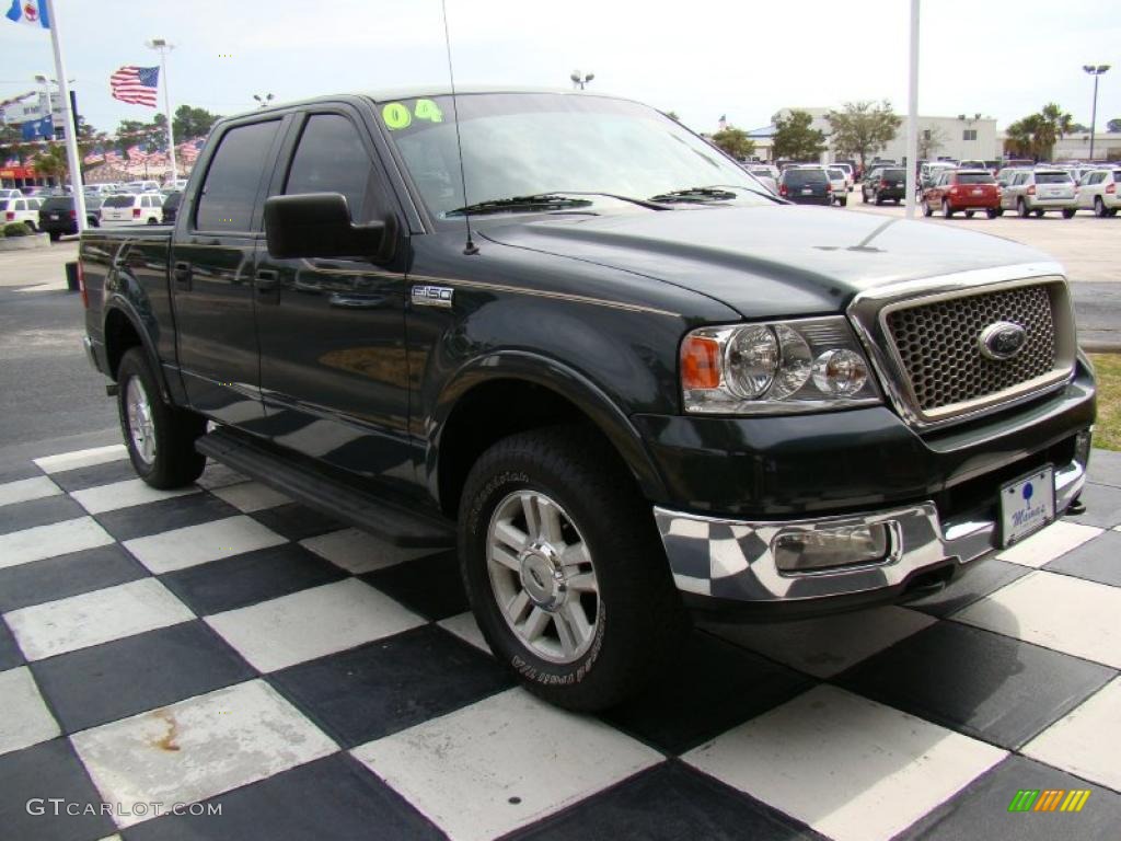 2004 F150 Lariat SuperCrew 4x4 - Aspen Green Metallic / Tan photo #5