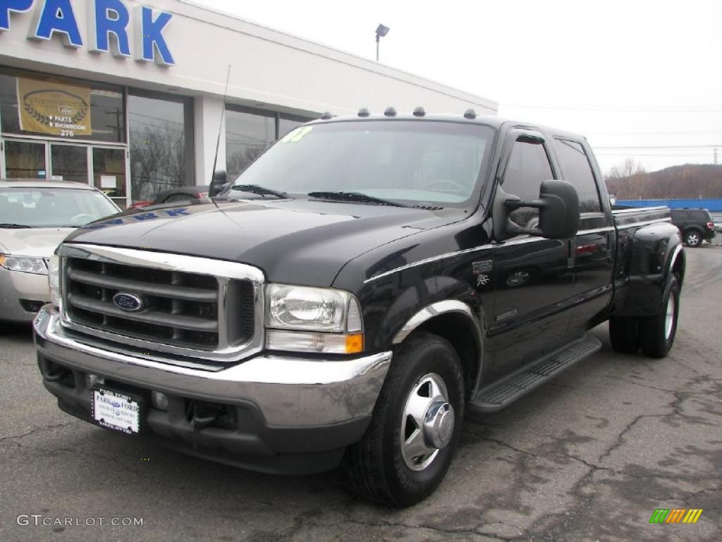 2002 F350 Super Duty Lariat Crew Cab Dually - Black / Medium Flint photo #1