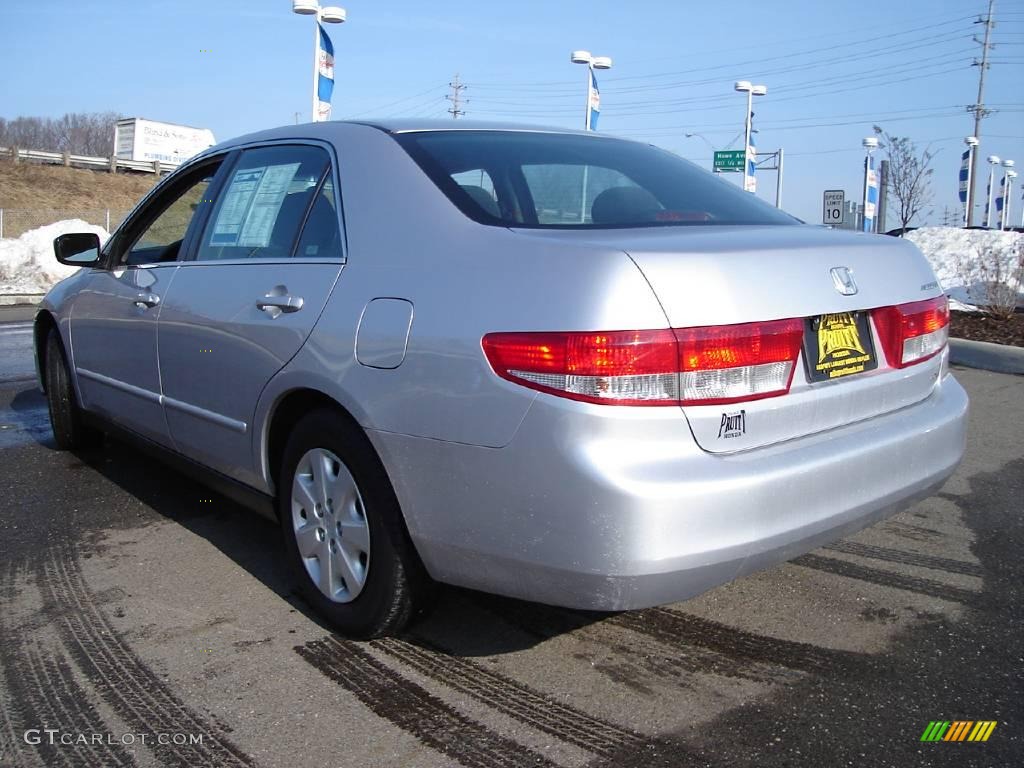 2003 Accord LX Sedan - Satin Silver Metallic / Black photo #3