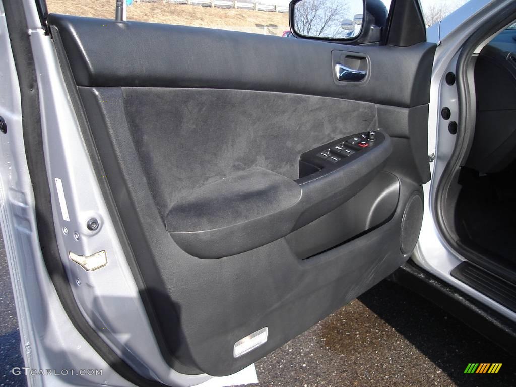 2003 Accord LX Sedan - Satin Silver Metallic / Black photo #19