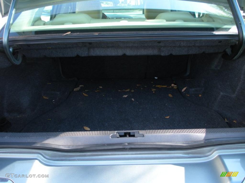 2005 LS V6 Luxury - Norsea Blue Metallic / Camel photo #23