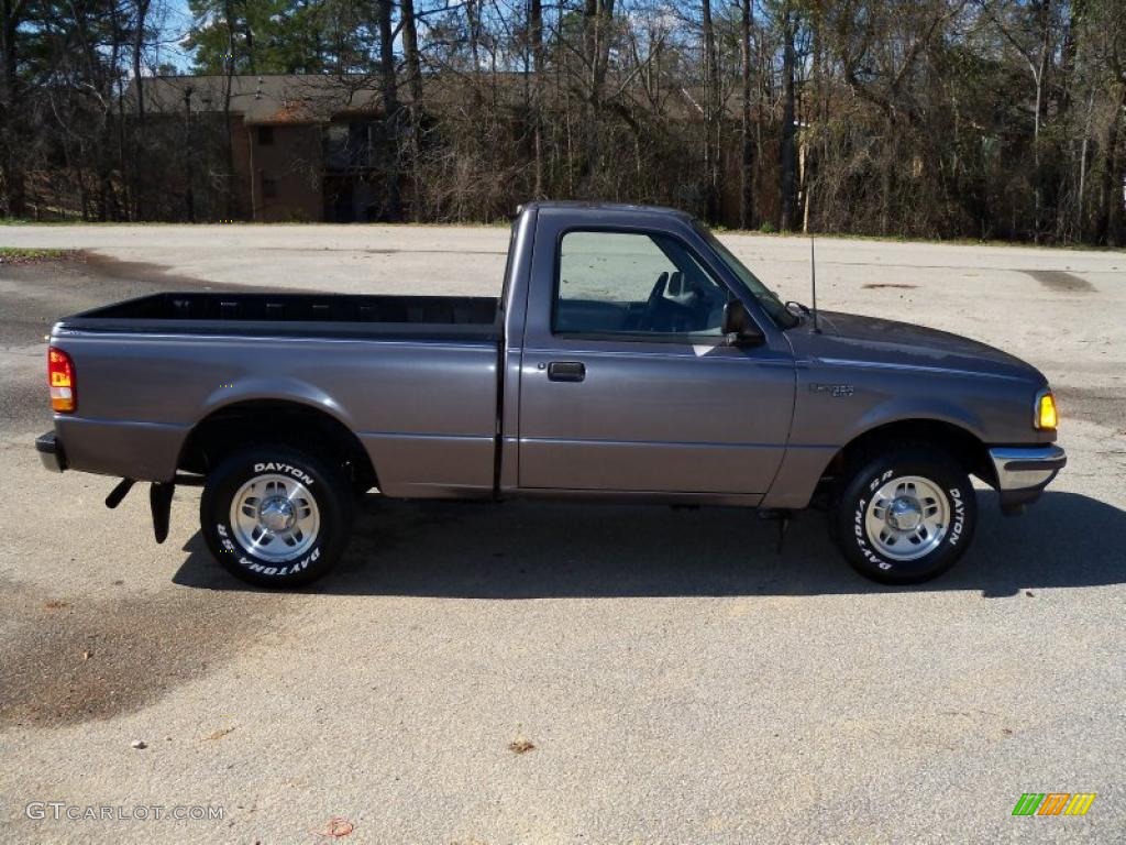 1996 Ranger XL Regular Cab - Medium Graphite Metallic / Gray photo #9