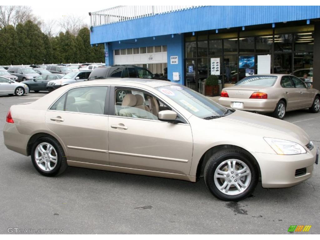 2007 Accord EX Sedan - Desert Mist Metallic / Ivory photo #5
