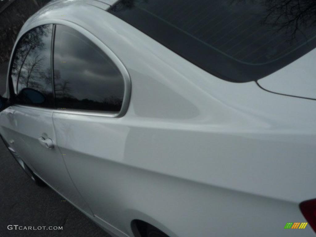 2008 3 Series 335i Coupe - Alpine White / Black photo #18