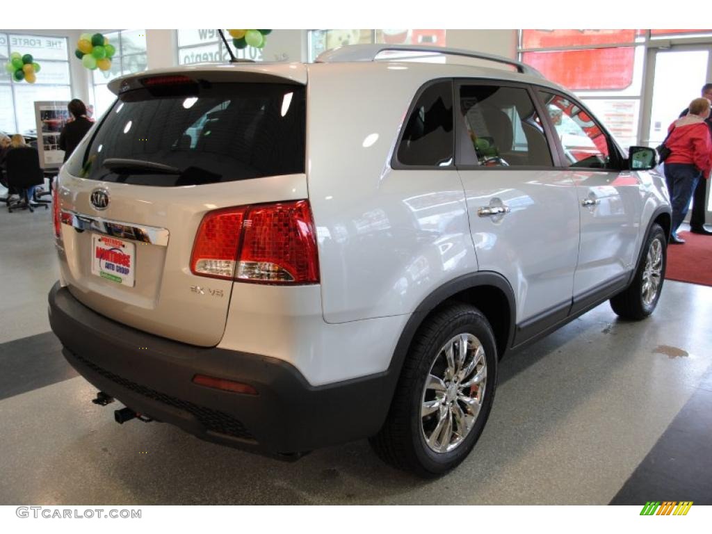 2011 Sorento EX V6 AWD - Bright Silver / Black photo #7