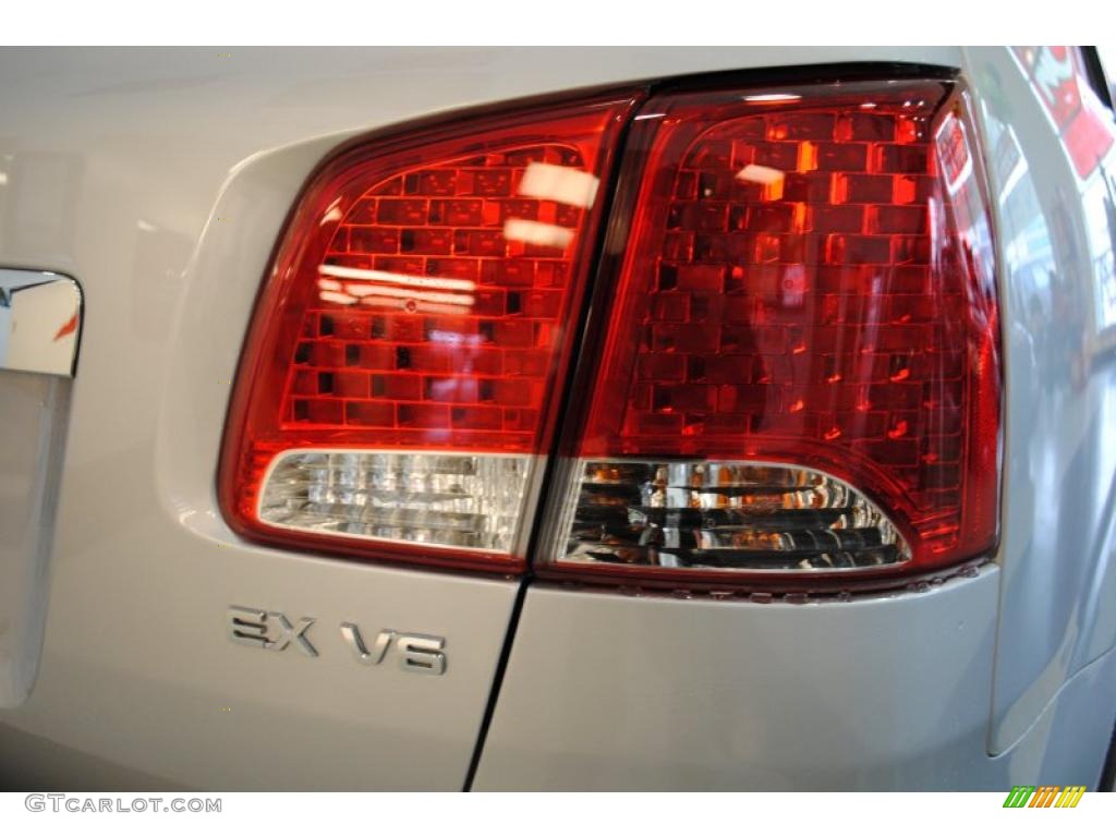 2011 Sorento EX V6 AWD - Bright Silver / Black photo #58