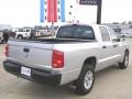 2008 Bright Silver Metallic Dodge Dakota SXT Crew Cab  photo #5