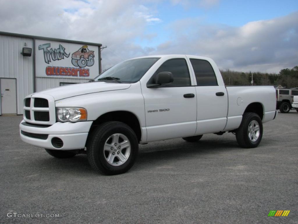 2004 Ram 1500 SLT Sport Quad Cab 4x4 - Bright White / Dark Slate Gray photo #1