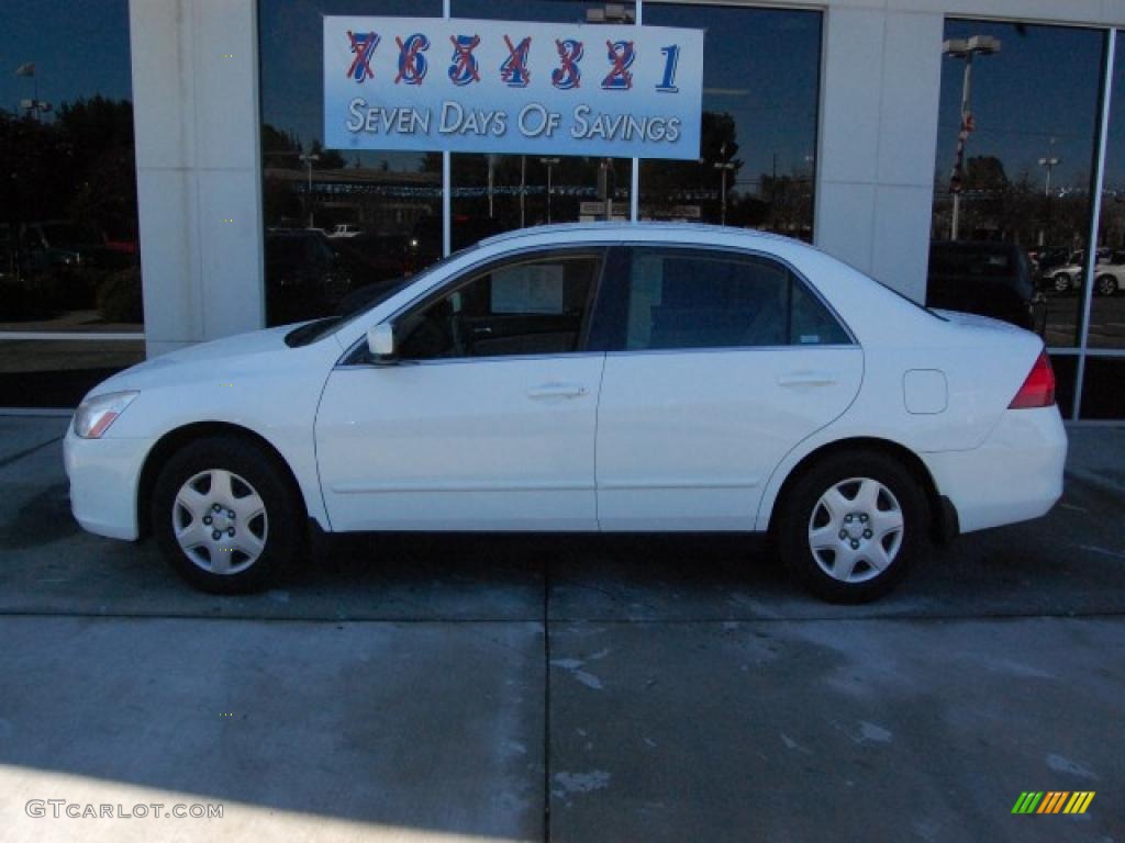 2007 Accord LX Sedan - Taffeta White / Ivory photo #6