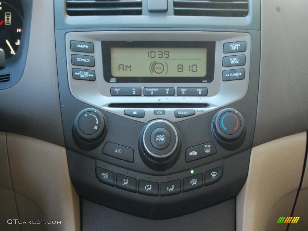 2007 Accord LX Sedan - Taffeta White / Ivory photo #13