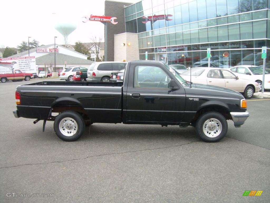 1993 Ranger XL Regular Cab - Raven Black / Beige photo #1