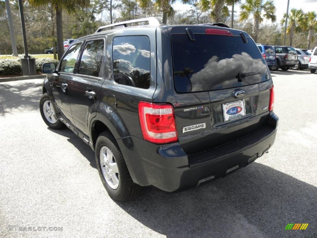 2009 Escape XLT V6 4WD - Sterling Grey Metallic / Stone photo #15