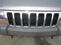 Silverstone Metallic - Grand Cherokee Laredo 4x4 Photo No. 14