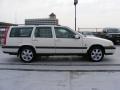 White - V70 XC AWD Photo No. 4