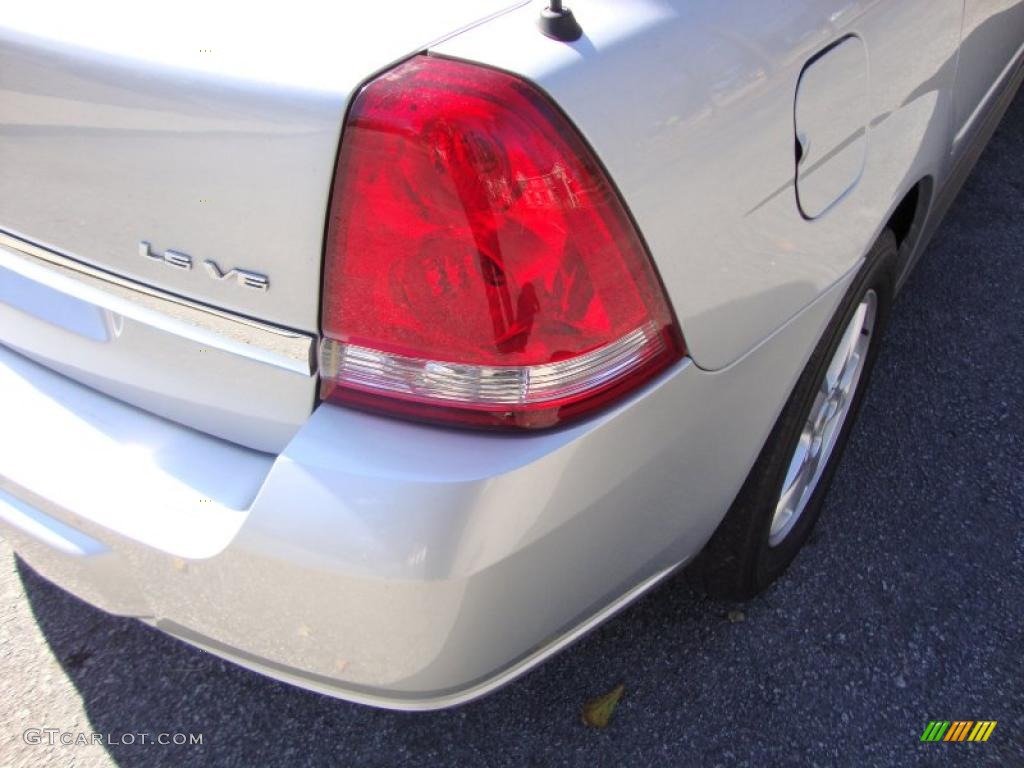 2005 Malibu Maxx LS Wagon - Galaxy Silver Metallic / Gray photo #12