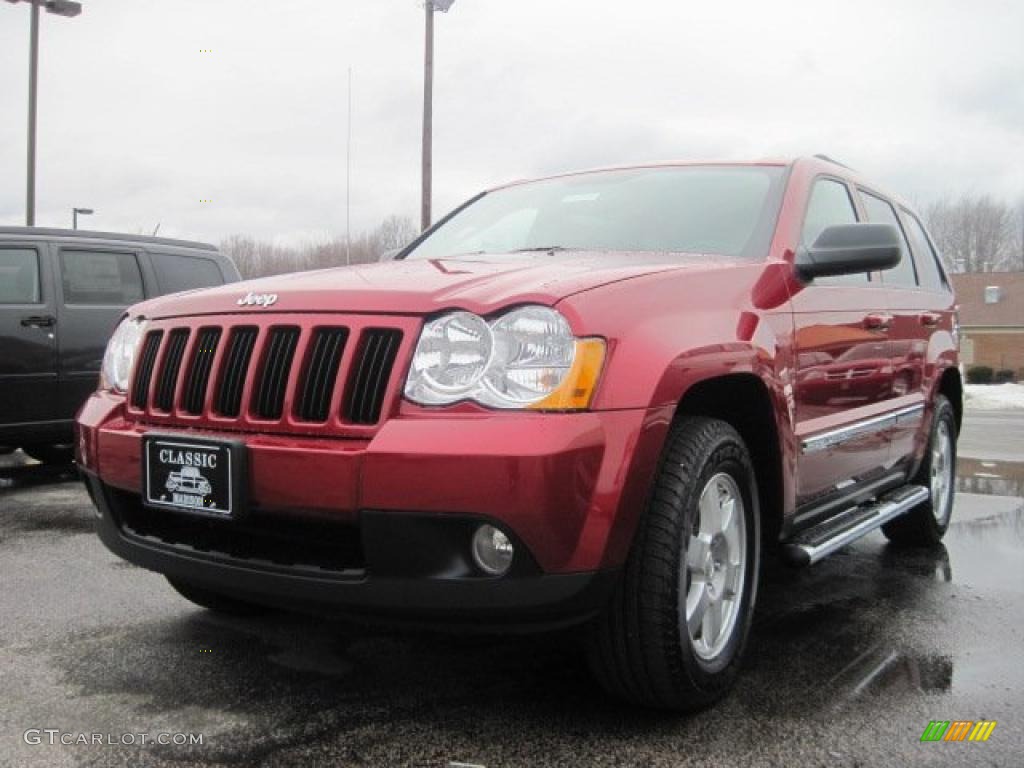 2010 Grand Cherokee Laredo 4x4 - Inferno Red Crystal Pearl / Dark Slate Gray photo #1