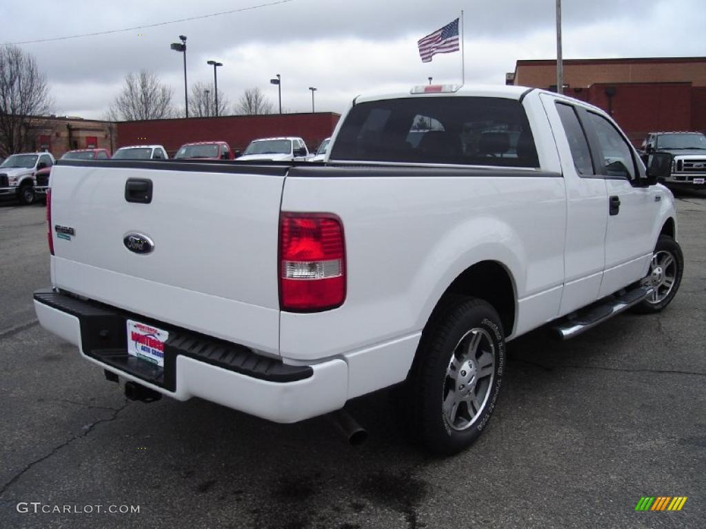 2006 F150 XLT SuperCab - Oxford White / Medium Flint photo #5