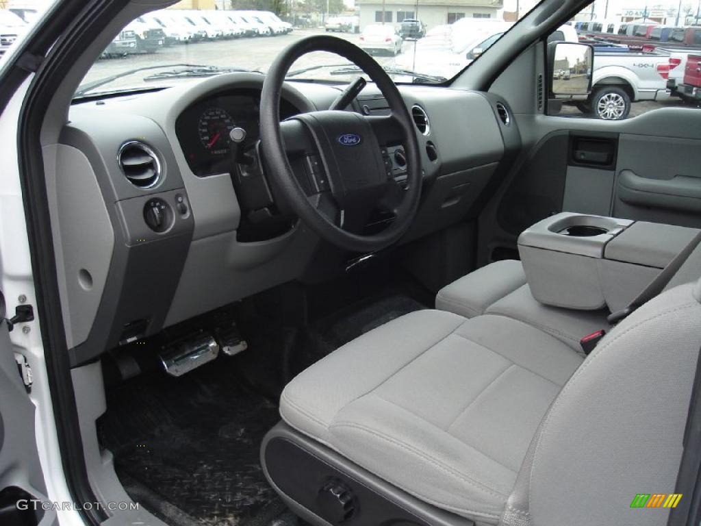 2006 F150 XLT SuperCab - Oxford White / Medium Flint photo #25