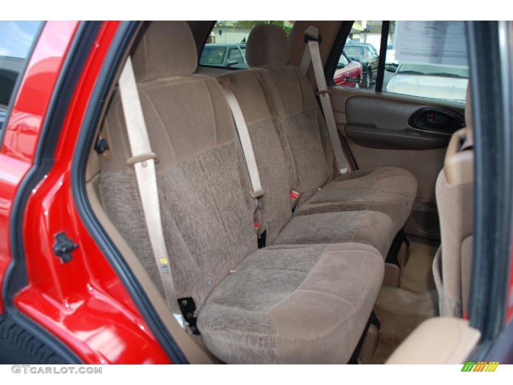 2002 TrailBlazer LS - Victory Red / Medium Oak photo #29