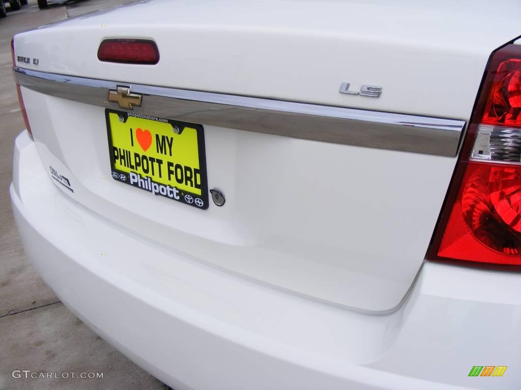 2006 Malibu LS Sedan - White / Titanium Gray photo #11