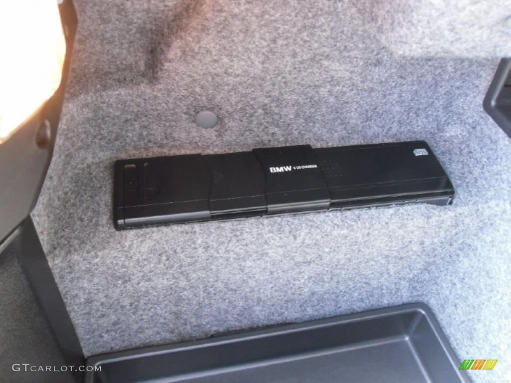 2004 3 Series 325i Convertible - Alpine White / Sand photo #25