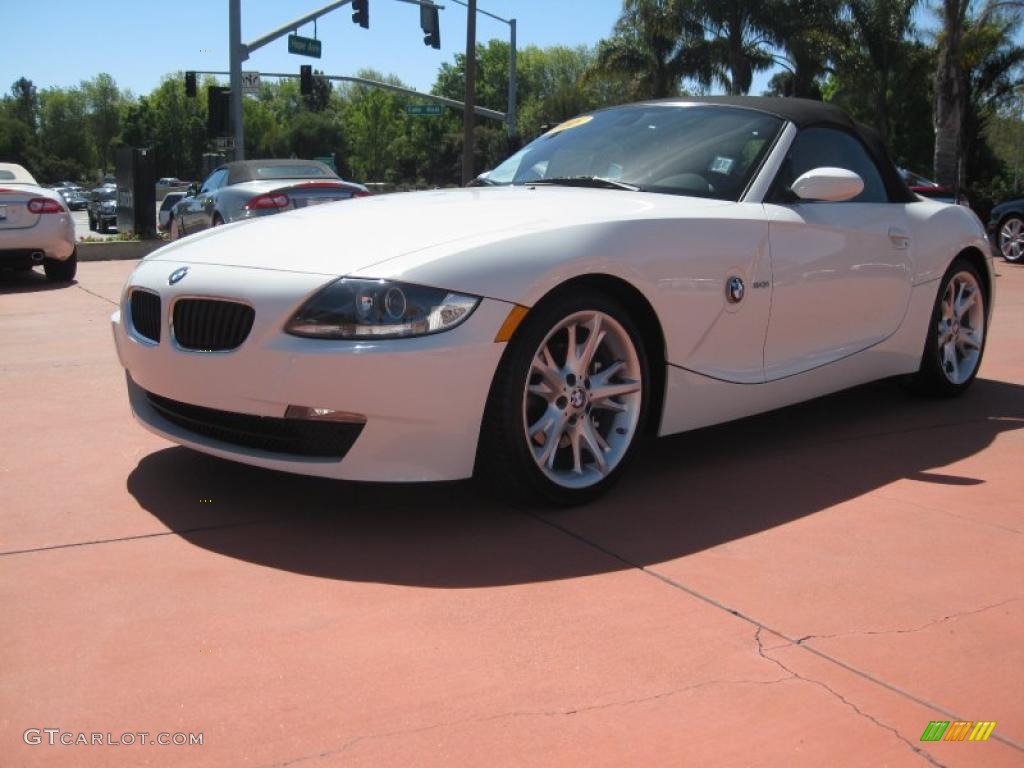 Alpine White BMW Z4