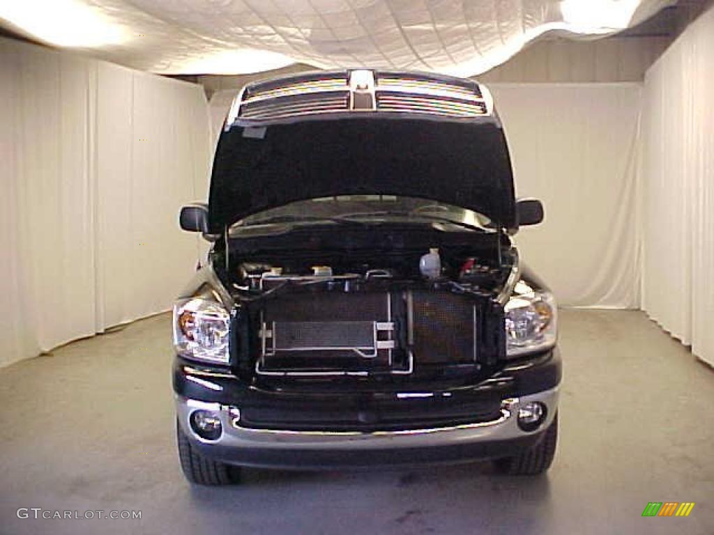 2007 Ram 1500 Big Horn Edition Quad Cab 4x4 - Brilliant Black Crystal Pearl / Khaki Beige photo #4