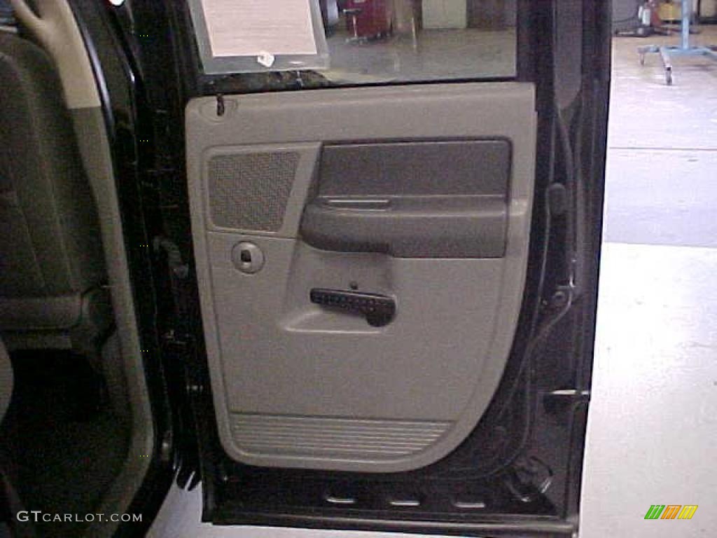 2007 Ram 1500 Big Horn Edition Quad Cab 4x4 - Brilliant Black Crystal Pearl / Khaki Beige photo #11