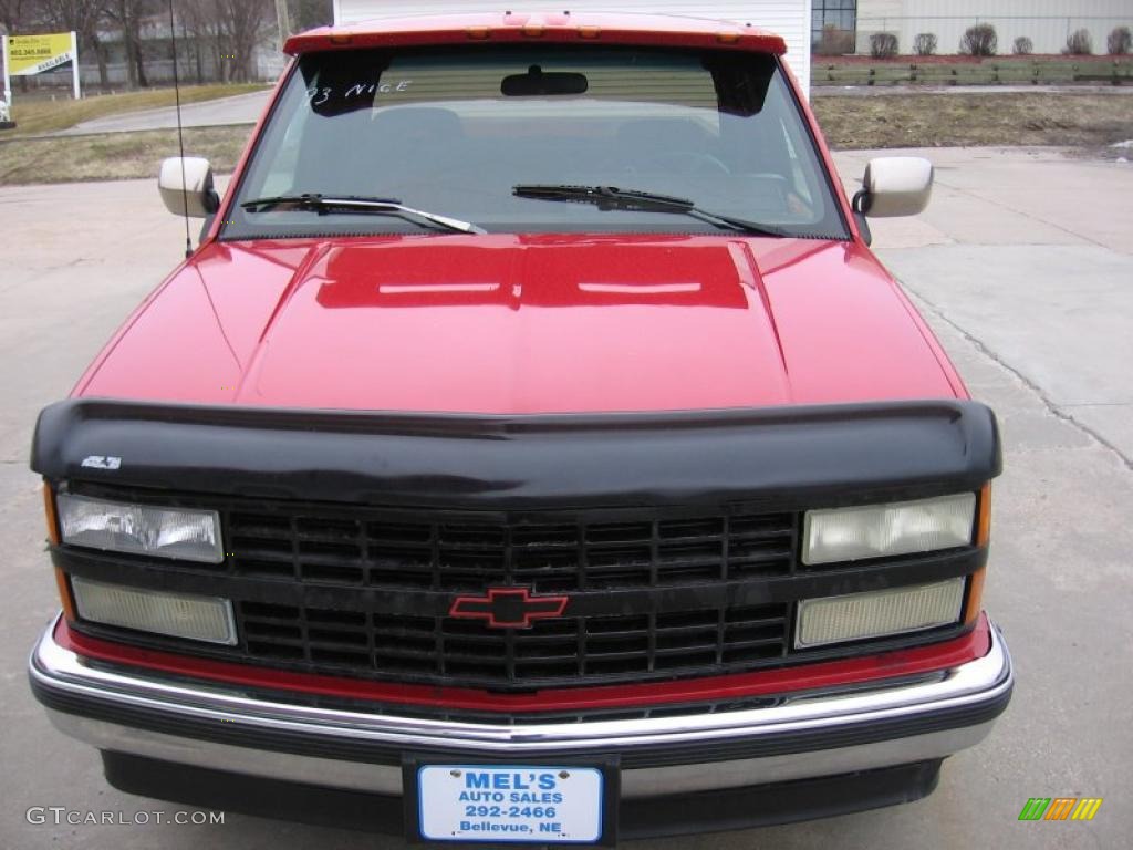 1993 C/K C1500 Extended Cab - Victory Red / Red photo #1