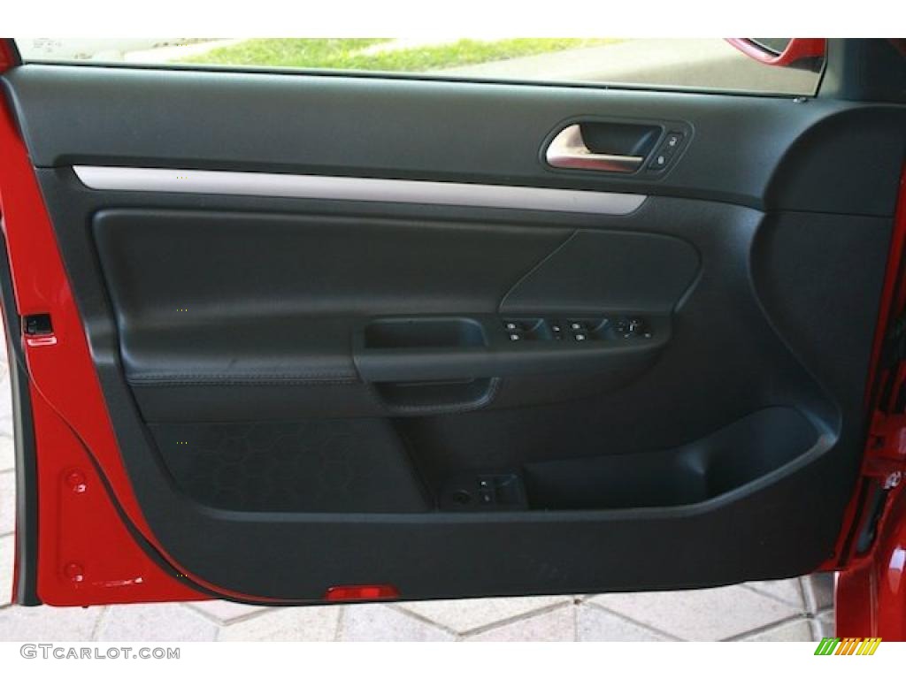 2010 Jetta Limited Edition Sedan - Salsa Red / Titan Black photo #10