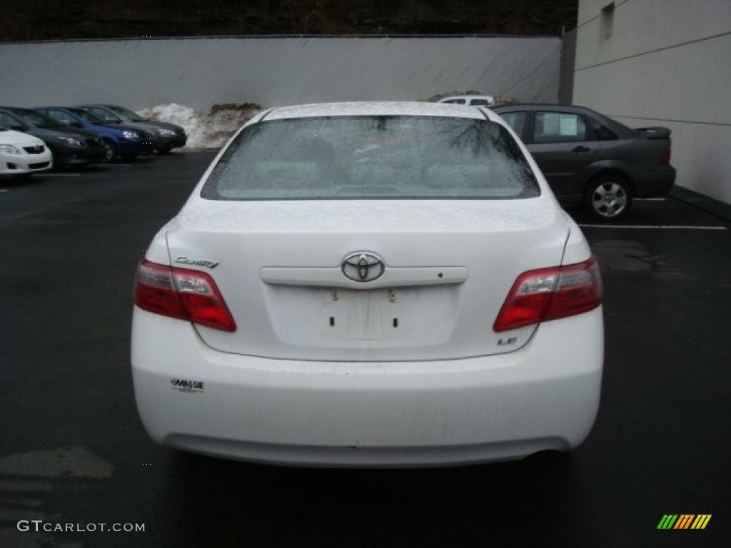 2008 Camry LE - Super White / Bisque photo #3