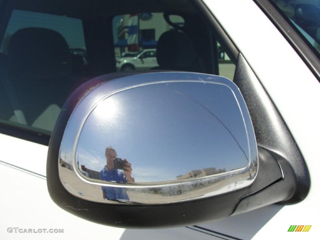 2005 Sierra 1500 SLE Crew Cab - Summit White / Dark Pewter photo #18