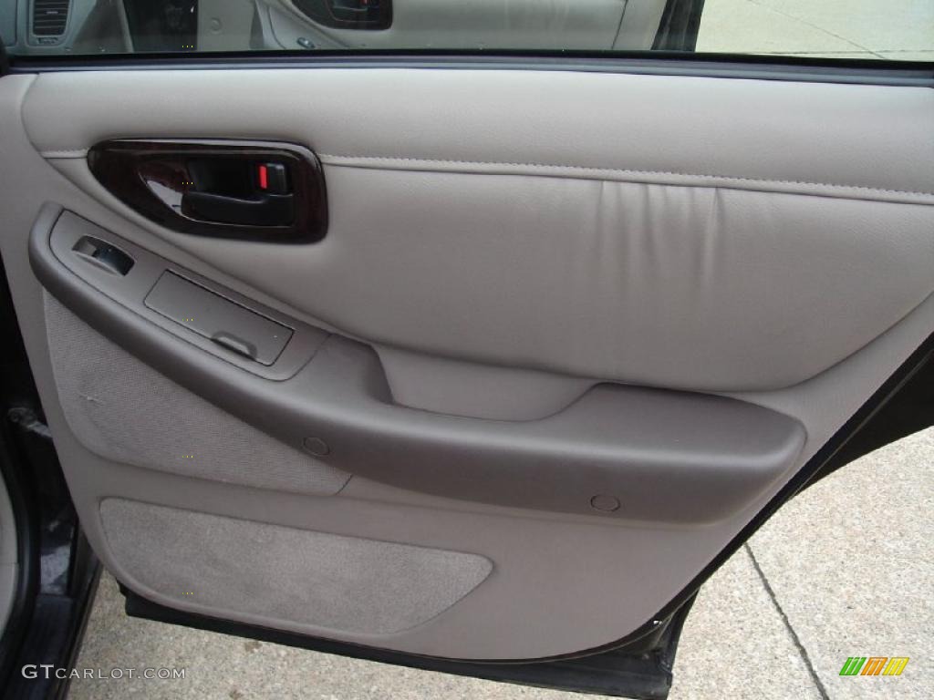 1998 Avalon XLS - Black / Gray photo #18