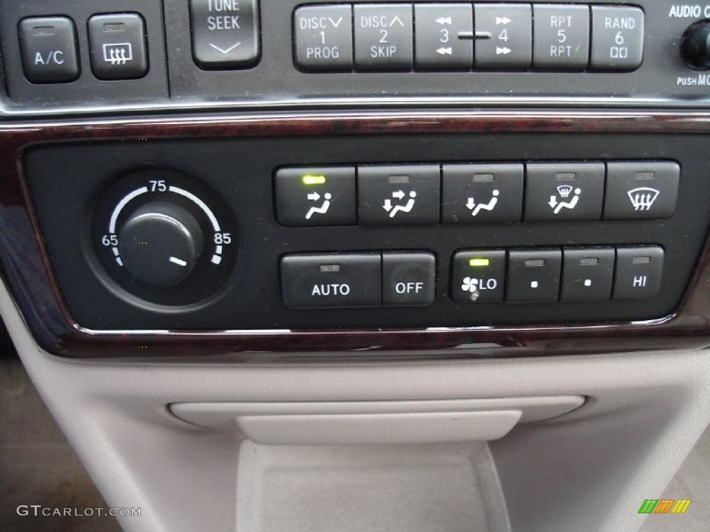 1998 Avalon XLS - Black / Gray photo #30
