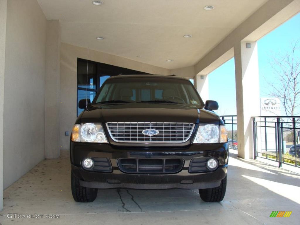 2002 Explorer Limited 4x4 - Black Clearcoat / Graphite photo #2