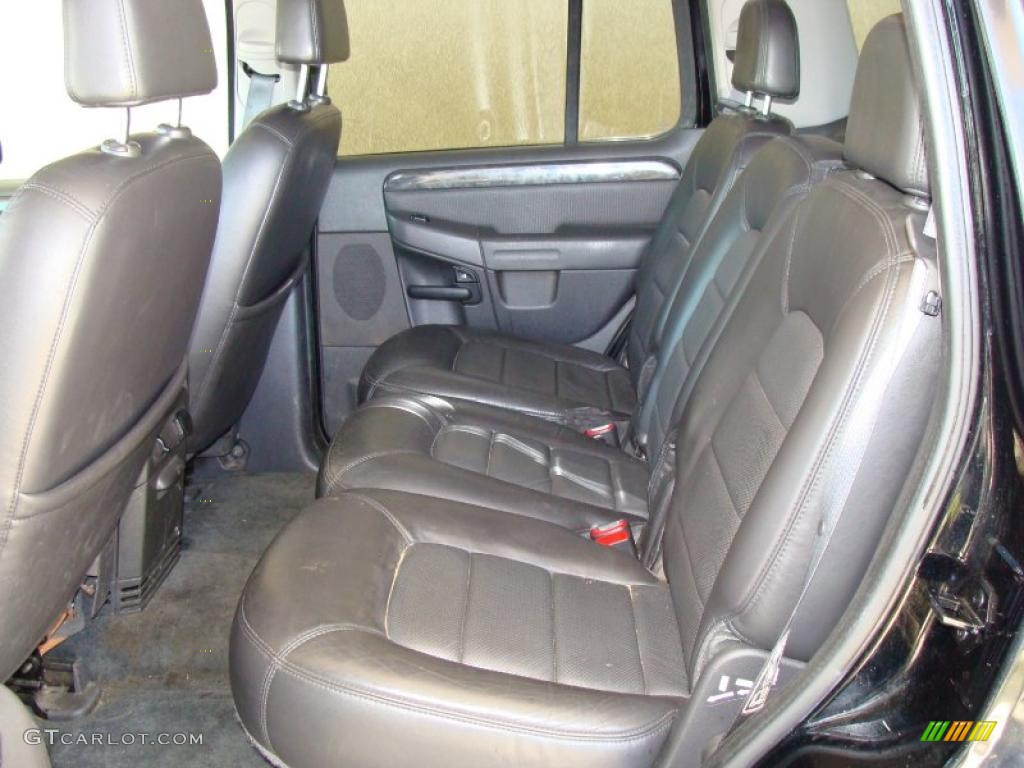 2002 Explorer Limited 4x4 - Black Clearcoat / Graphite photo #7