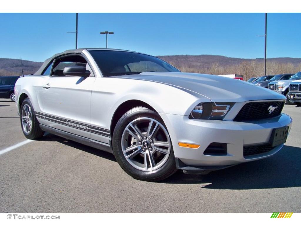 2010 Mustang V6 Premium Convertible - Brilliant Silver Metallic / Charcoal Black photo #26