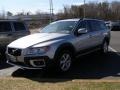 Electric Silver Metallic - XC70 AWD Photo No. 1