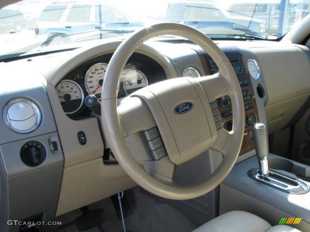 2004 F150 Lariat SuperCrew 4x4 - Oxford White / Tan photo #9