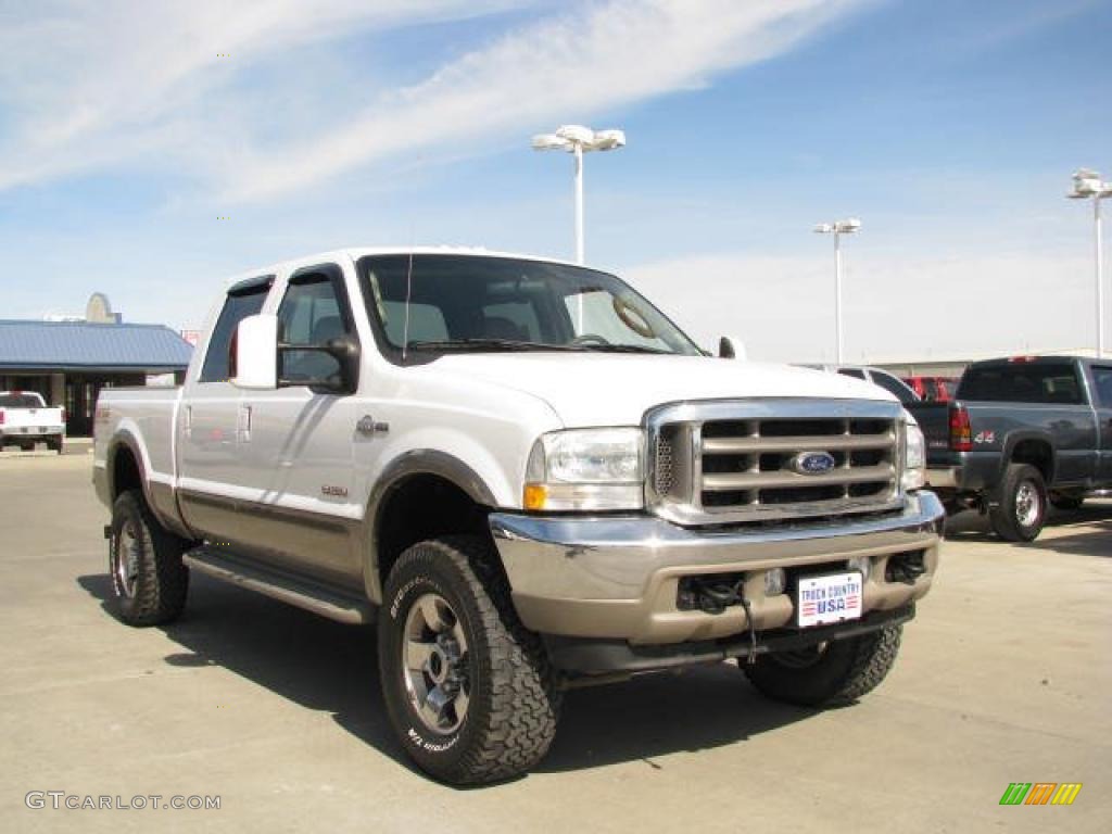 2004 F250 Super Duty King Ranch Crew Cab 4x4 - Oxford White / Castano Leather photo #2