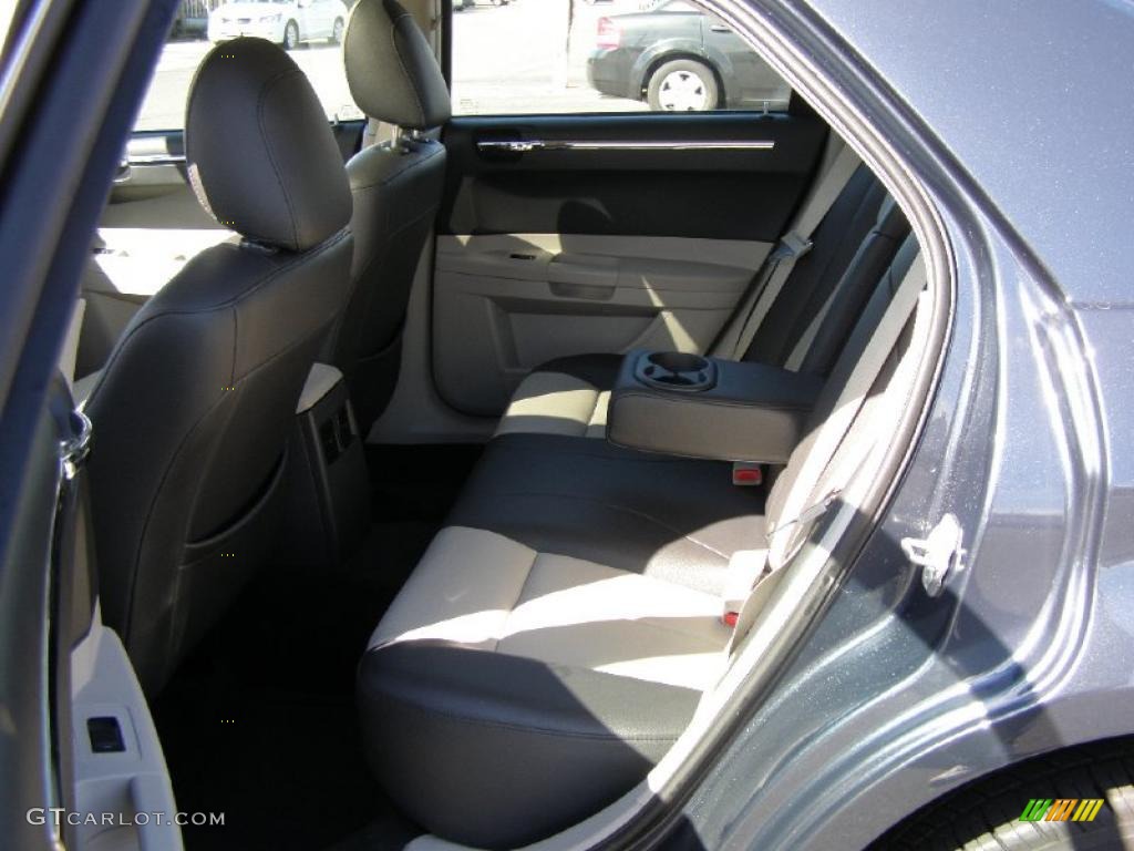 2007 300 Touring Walter P. Chrysler - Steel Blue Metallic / Dark Slate Gray/Light Graystone photo #8