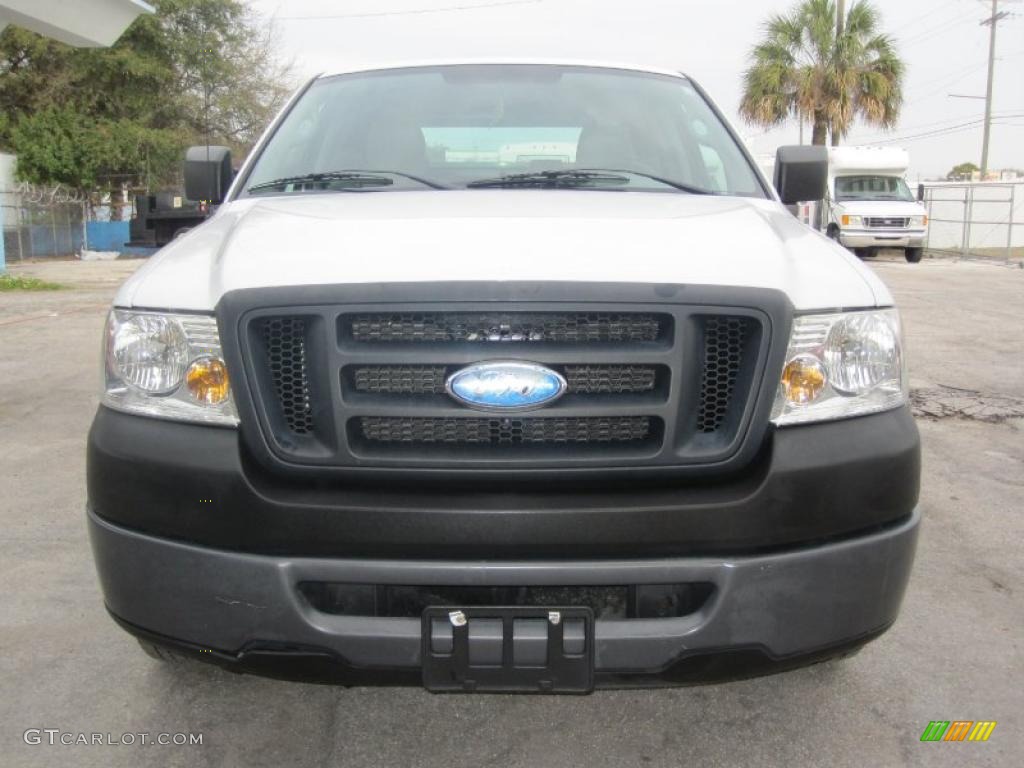 Oxford White Ford F150