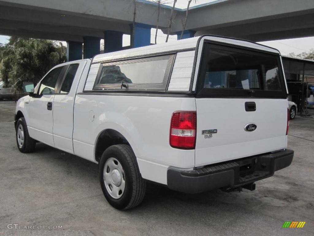 2006 F150 XL SuperCab - Oxford White / Medium/Dark Flint photo #12