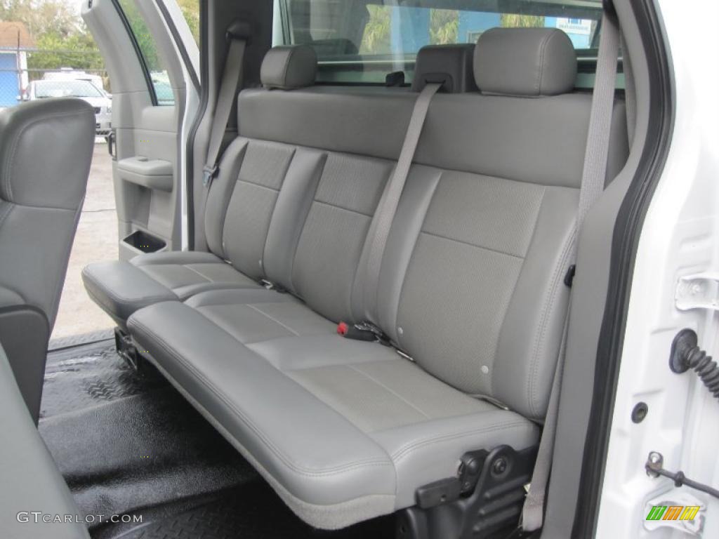 2006 F150 XL SuperCab - Oxford White / Medium/Dark Flint photo #26