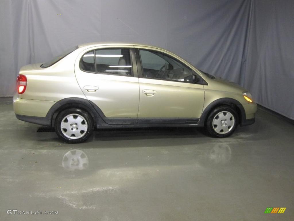 2000 ECHO Sedan - Satin Gold Metallic / Warm Gray photo #4