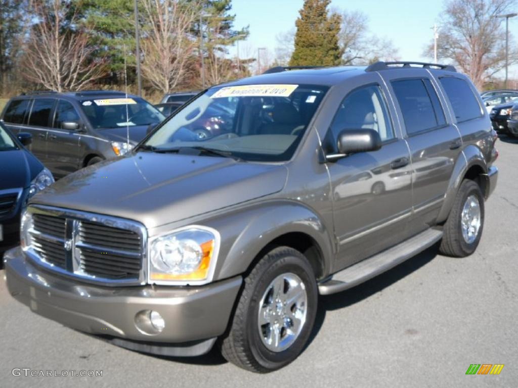 Light Khaki Metallic Dodge Durango