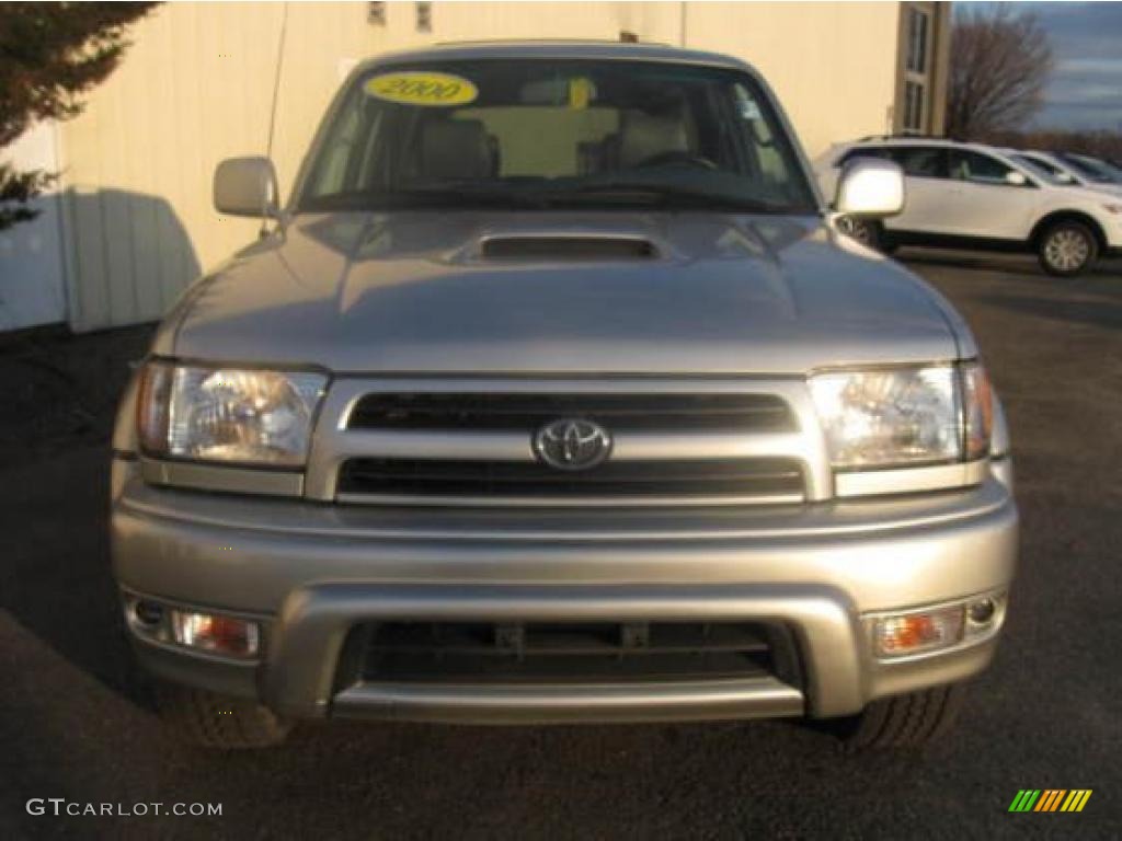 2000 4Runner SR5 4x4 - Millennium Silver Metallic / Gray photo #1