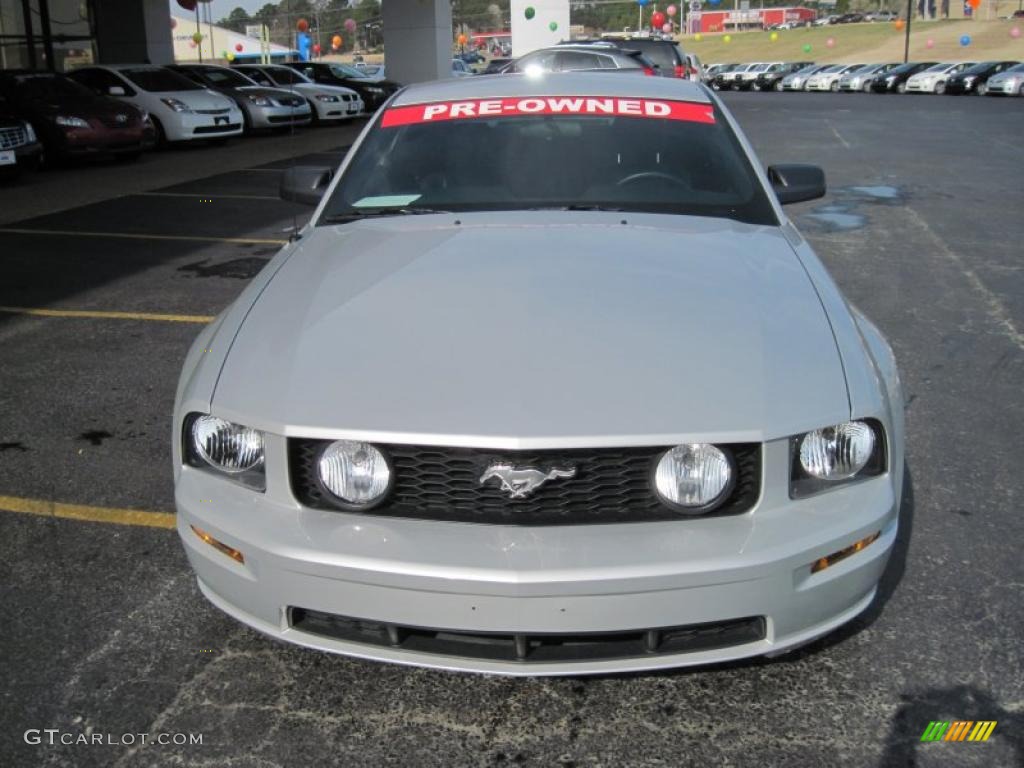 2007 Mustang GT Premium Coupe - Satin Silver Metallic / Dark Charcoal photo #5