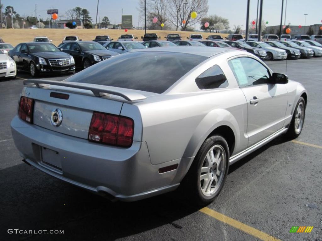 2007 Mustang GT Premium Coupe - Satin Silver Metallic / Dark Charcoal photo #8