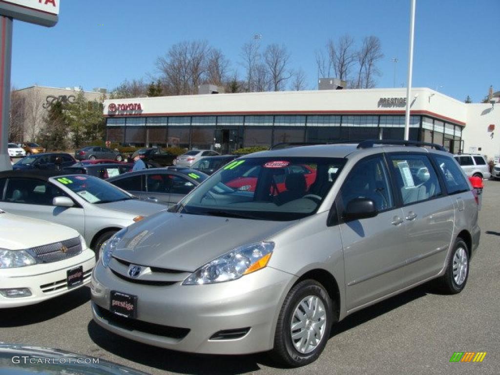 2007 Sienna CE - Silver Shadow Pearl / Stone photo #1